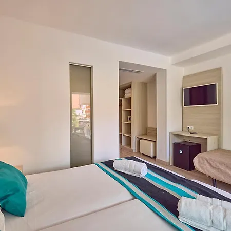 Welikehotel Fenix فندق 4*