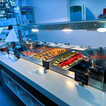 Welikehotel Fenix فندق