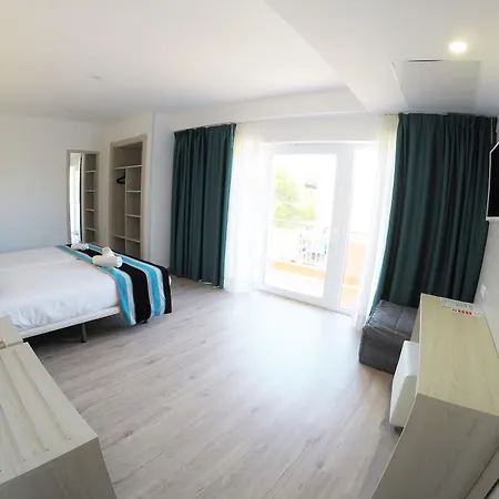 Welikehotel Fenix 4*
