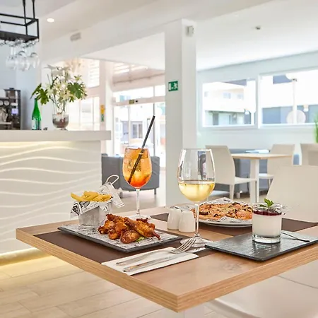 ホテル Welikehotel Fenix