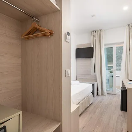 Welikehotel Fenix 4*