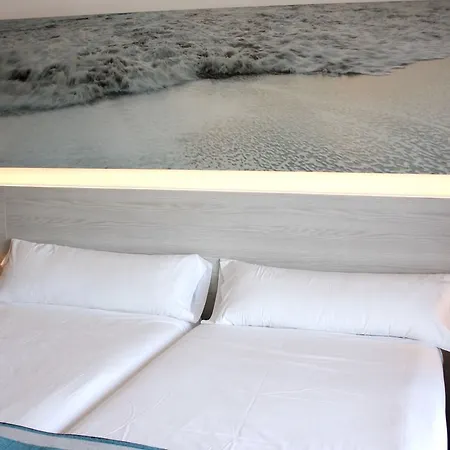 Welikehotel Fenix 4* El Arenal (Mallorca)