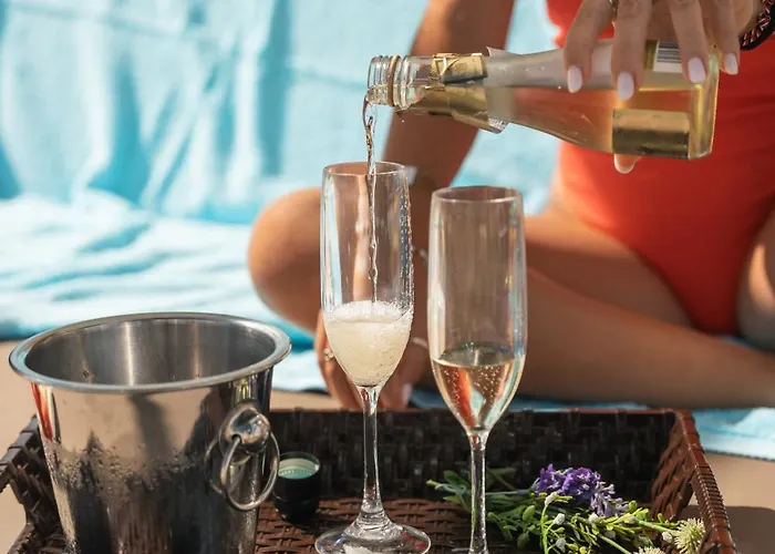 Welikehotel Fenix Готель Ель-Ареналь